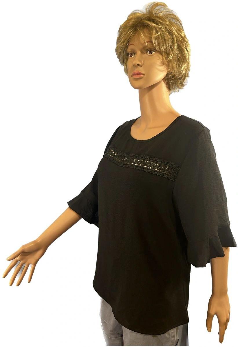 Size 14 blouse, quarter sleeve.